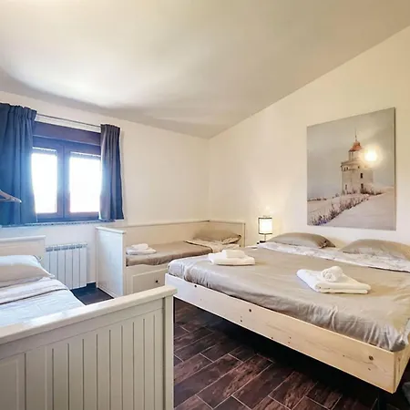 Prázdninový dům 2 Bedroom Pet Friendly In
