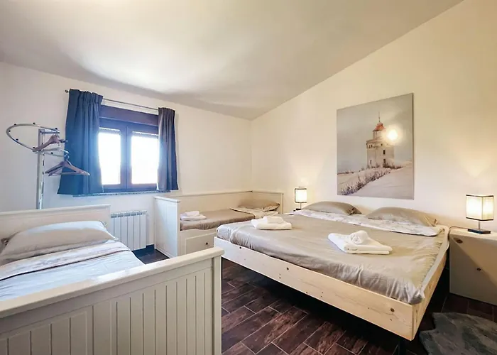 Σπίτι διακοπών 2 Bedroom Cozy In