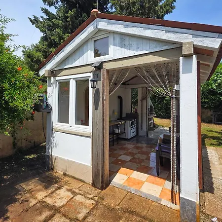 2 Bedroom Pet Friendly In Prázdninový dům